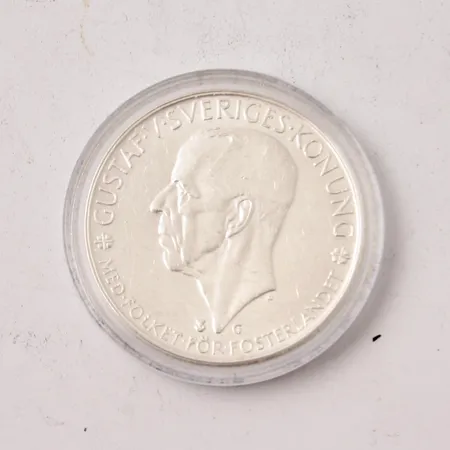 Silvermynt, 5kr, Ø35mm, Gustaf V Sveriges Konung, Med folket för fosterland, 1435 Sveriges Riksdag 1935, 900/1000, vikt 25g.