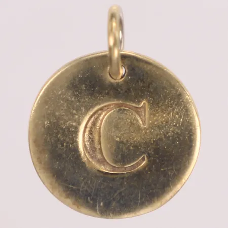 Hänge med bokstaven C, längd 20,2mm, bredd 15,9mm, förgyllt silver 925/1000 Vikt: 2,9 g