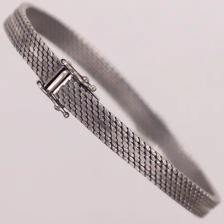 Armband, längd 19cm, bredd 6mm, svagt lås, silver 830/1000 Vikt: 19,1 g