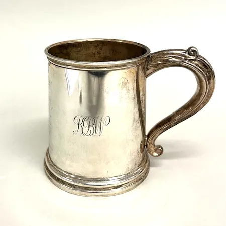 Ölstop, höjd 12cm, engelska stämplar, monogramgravyr, silver 925/1000 Vikt: 309,7 g
