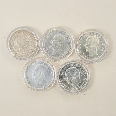 5 Mynt, olika sorter, Ø30mm, etuier, silver 800-835/1000 Vikt: 77,6 g
