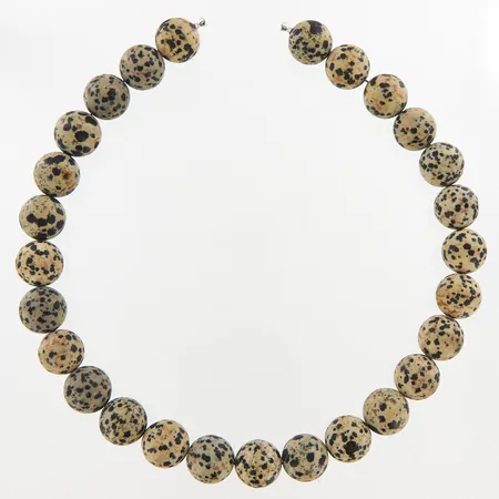 Collier med stenkulor troligen Dalmatinerjaspis Ø16mm, 44cm, dobbar, passar till Ole lynggaard-lås, lås ingår ej,  Vikt: 149,1 g