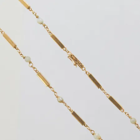 Collier med 14 defekta pärlor, längd: 46,5cm, 18K Vikt: 9,4 g