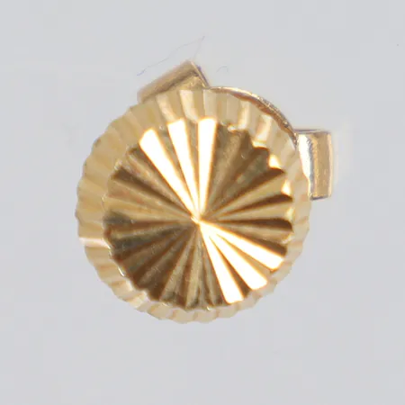 Udda örhänge, Ø7mm, defekt, 18K  Vikt: 0,5 g