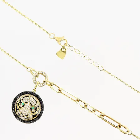 Collier, tigerhuvud, stenar, 43-46cm, bredd på kedja 1-4,5mm, hänge Ø 19mm, 18K. Vikt: 9,4 g