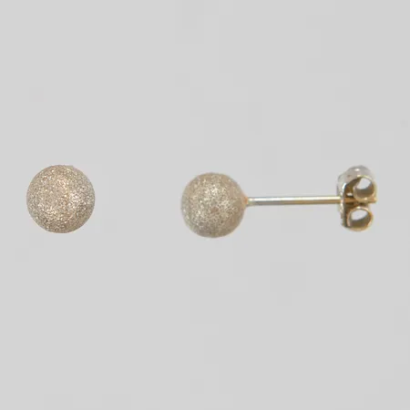 Örhängen, Ø6mm, stift, vitguld, 18K. Vikt: 1,6 g