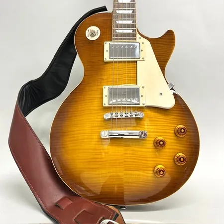 Elgitarr Epiphone Les Paul Standard, ser nr 10071512747, made in China, gitarrem i läder med skumstoppning, LM Products, mjukt fodral med rökodör Skickas med Bussgods eller PostNord