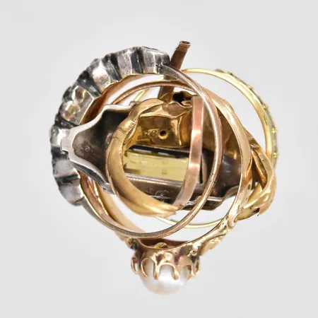 Diverse guld, defekter, stenar 14K Vikt: 10,1 g