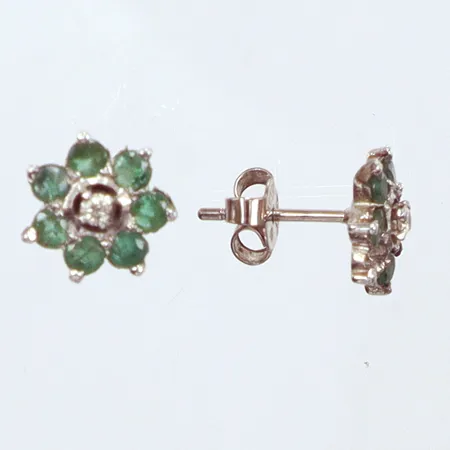 Ett par örhängen vitguld, Ø10,6mm, vita och gröna stenar en grön sten saknas, 18K  Vikt: 2,1 g