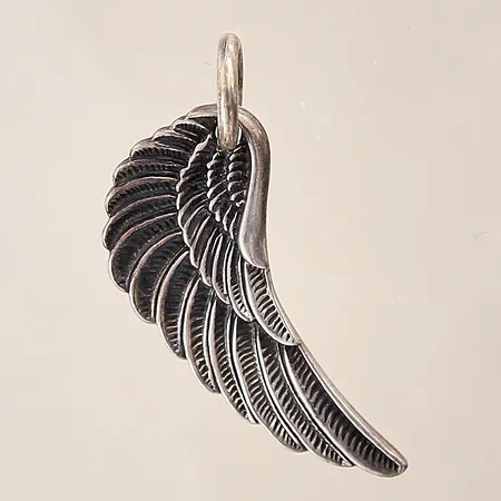 Hänge Änglavinge, längd: 47mm, bredd: 1,9-16,3mm, silver 925/1000 Vikt: 7,8 g