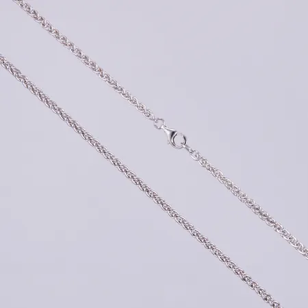 Kedja längd ca 49cm, bredd ca 2mm, 925/1000 silver Vikt: 9,7 g
