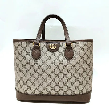Väska Gucci, Ophidia Medium Tote Bag, beige och ebony GG Supreme, modell 765043K9GSG, nr 765043-320981, mått ca 31x25x13cm, Made in Italy, fläckar, något nötta hörn, kvitto Gucci Stockholm daterat 21/09/2023, dustbag, kartong.  Vikt: 0 g Skickas med postpaket.