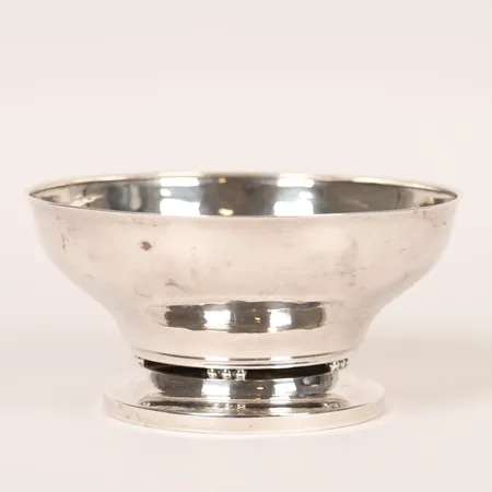 Skål Georg Jensen, modell 414, höjd 8cm, Ø15,5cm, silver 925/1000 Vikt: 204,1 g