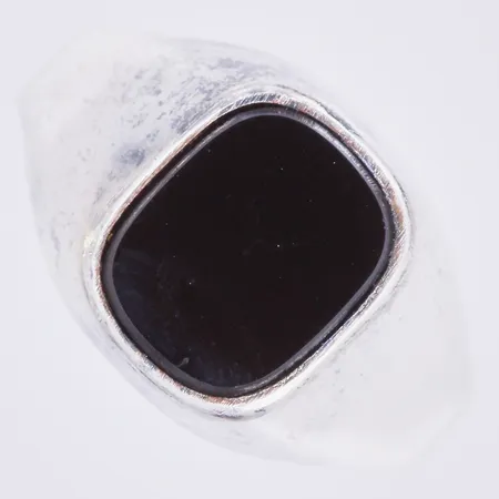 Klackring med svart sten, stl: 19, bredd: ca 3-10mm, 835/1000 silver Vikt: 4,1 g