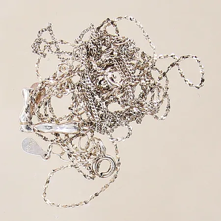 Diverse silversmycken, defekt, silver 925/1000 Vikt: 3,8 g