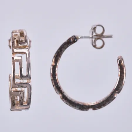 Ett par örringar, Ø 22mm, bredd ca 5mm, silver Vikt: 5,9 g
