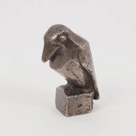 Skulptur, korp, höjd 5cm, ostämplad, silver,  Vikt: 135 g