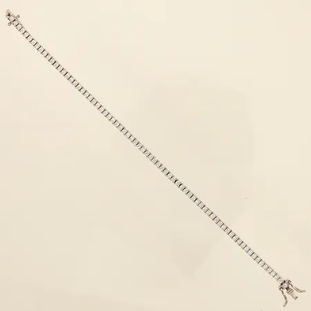 Armband, troligen cubic zirconia, 18cm, bredd 3,1mm, 925/1000 silver Vikt: 8,4 g
