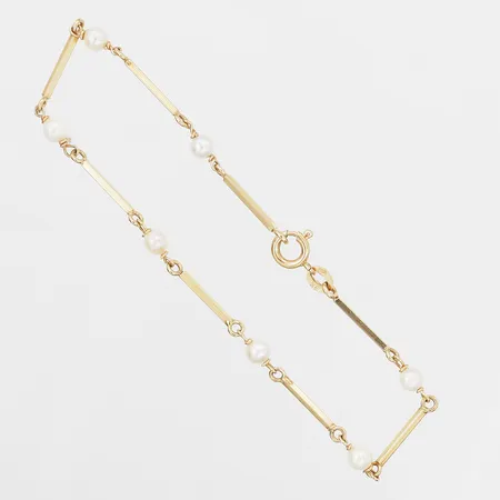 Armband med odlande saltvattenpärlor, Stavlänk, längd 21cm, bredd 2-4mm, 18K Guld.  Vikt: 5,1 g