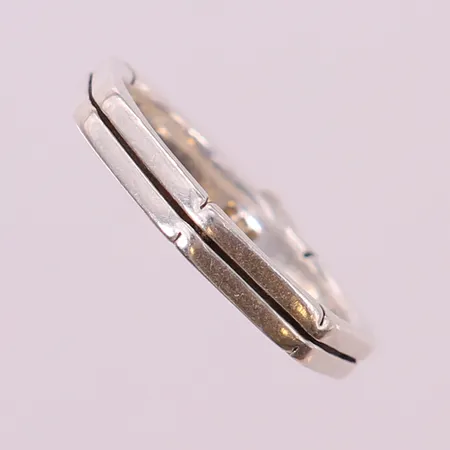 Ring, stl 18, ca bredd 3mm. 925/1000 silver  Vikt: 3,1 g