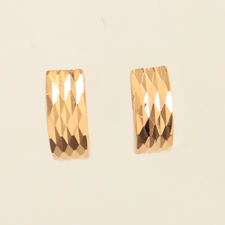 Ett par örhängen, längd 10,8mm, bredd 4,4mm, saknar snurrebussar, 18K  Vikt: 0,5 g