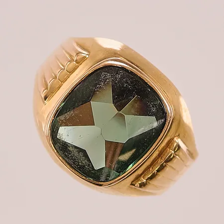 Ring, Ø18¾, bredd:mm, grön sten, 18K 4,7g.