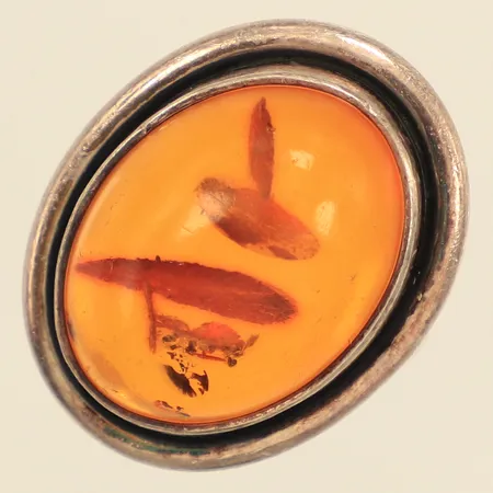 Ring bärnsten, stl 17, bredd 3,6-25,4mm, 925/1000 silver  Vikt: 9,2 g