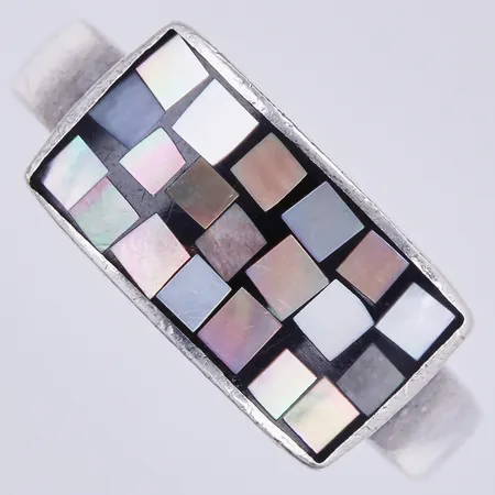 Ring, stl: ca 18¼, bredd: ca 3-7mm, 925/1000 silver Vikt: 5 g