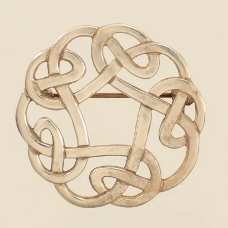Brosch, bredd 31,5mm, 925/1000 silver  Vikt: 6,9 g