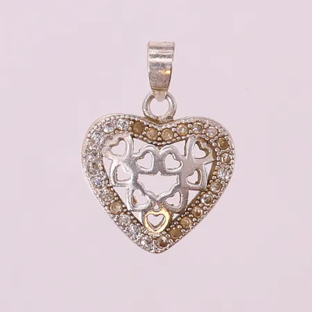 Hänge hjärta med vita stenar, ca 18x13mm inkl ögla.925/1000 silver Vikt: 1,2 g