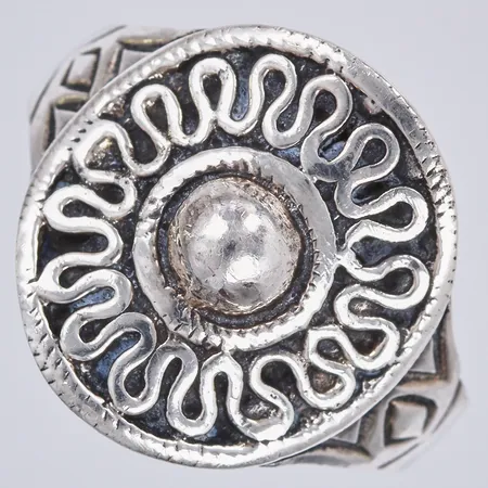 Ring, stl: 18½, bredd: ca 4-15mm, CCC, 925/1000 silver,  Vikt: 6 g
