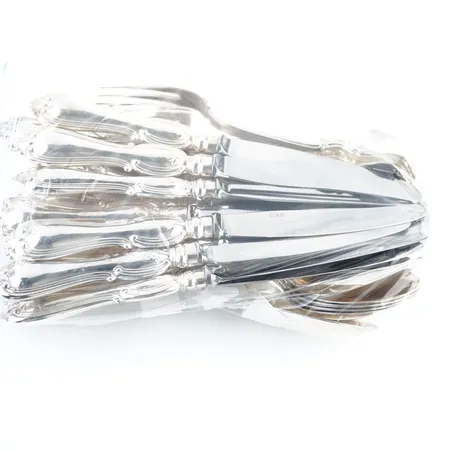 Diverse silverbestick//bruttovikt 2000gr Vikt: 2000 g