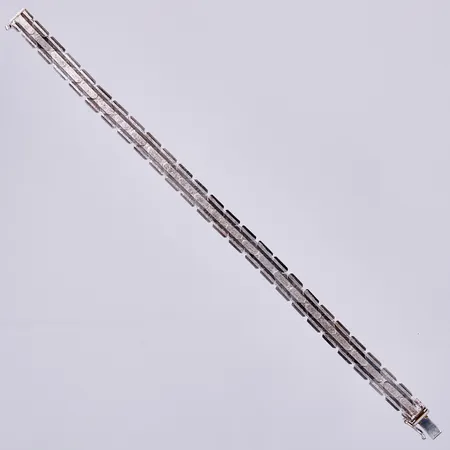 Armband längd ca 18,5cm, bredd ca 8mm, svensk importstämpel, silver Vikt: 18,3 g
