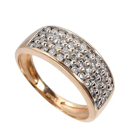 Diamantring, 14K guld, Diamanter 48 x 0,01ct, Ø17,0 mm, bredd 2,7 - 7 mm, fint skick Vikt: 4,1 g