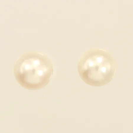 Ett par örhängen, odlade sötvattenspärlor, Ø10mm, saknar snurrebussar, vitguld, 18K  Vikt: 3,2 g