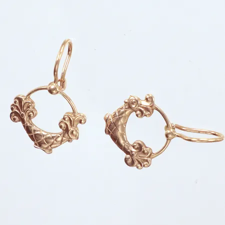 Ett par örhängen, längd 27,0mm, bredd 19,2mm, 14K  Vikt: 4,9 g