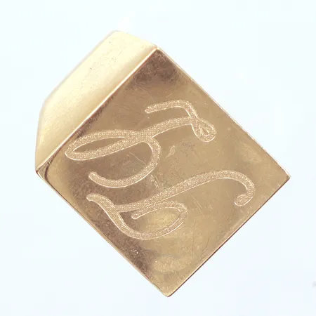Klackring, bredd 17,8mm, Ø20, gravyr, 18K  Vikt: 18,8 g