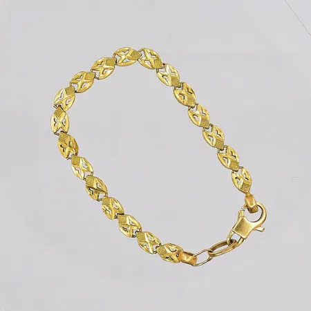 Armband 14,5cm, bredd 4,7mm, 18K Vikt: 6 g