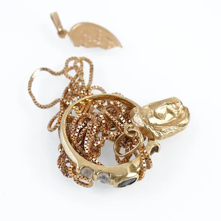 Diverse guld, 18k Vikt: 7,2 g