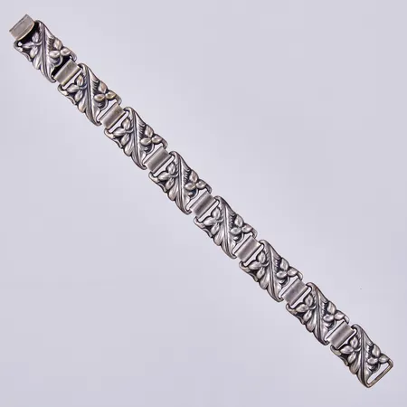 Armband längd ca 17,5cm, bredd ca 14mm, Guldvaruaktiebolaget G. Dahlgren & Co Ab 1949, silver Vikt: 26,1 g