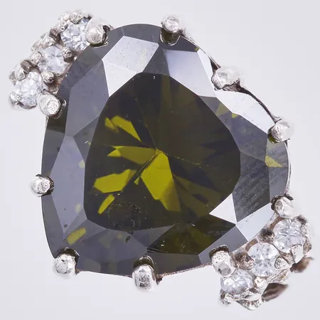 Ring med stenar, stl: 17, bredd ca 3-15mm, silver Vikt: 9,5 g