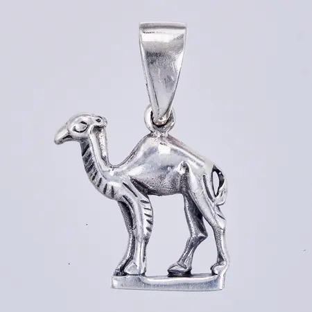 Hänge Kamel, längd ca 2,6cm, bredd ca 17mm, silver 925/1000  Vikt: 3 g