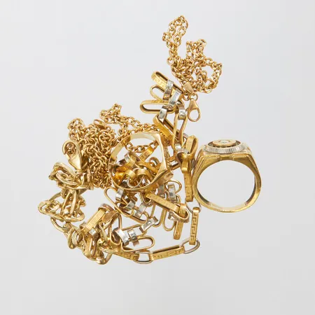Diverse guld, defekta, 18K Vikt: 34,6 g