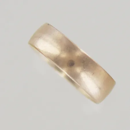 Ring ,Ø 20¼ mm, bredd 6,7 mm, graverad 9K Vikt: 6 g