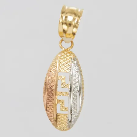 Hänge, trefärgad, längd ca 24mm inkl ögla, bredd 2,5-8mm, 18K Vikt: 0,9 g