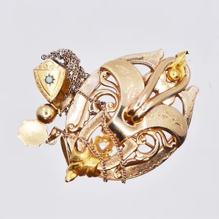 Diverse defekt guld 18k Vikt: 10,8 g