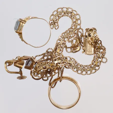 Diverse guld med stenar, defekt med gravyr 18K Vikt: 22,9 g
