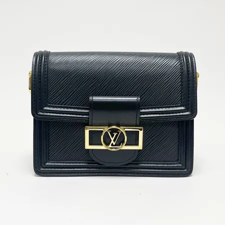 Väska Louis Vuitton, Mini Dauphine Epi Leather, modell: M55694, datumkod: FL4260, Made in France,  mått 20 x 15 x 9 cm, beslag i gulmetall, Kvitto från Louis Vuitton 2020, smutsig insida, dustbag, box, påse.  Vikt: 0 g