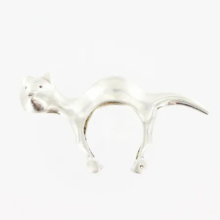 Ring stl 17¾, öppen modell, bredd 11mm, form av en katt, silver 925/1000. Vikt: 25,7 g