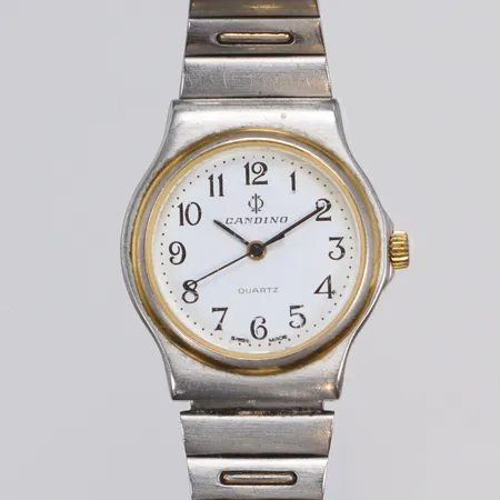 Damur Candino Ø23mm ref nr 6.059.0.0.30 tvåfärgad, med slitage, quartz (går ej, troligen batteribyte), stållänk, repigt glas 